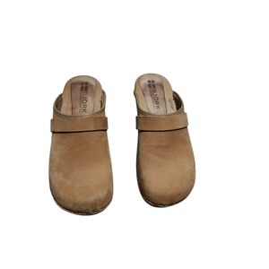 Bjork Women's Tan Clogs - 38